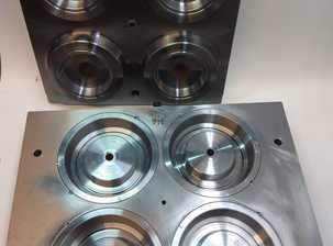 Mold for vial blowing 3